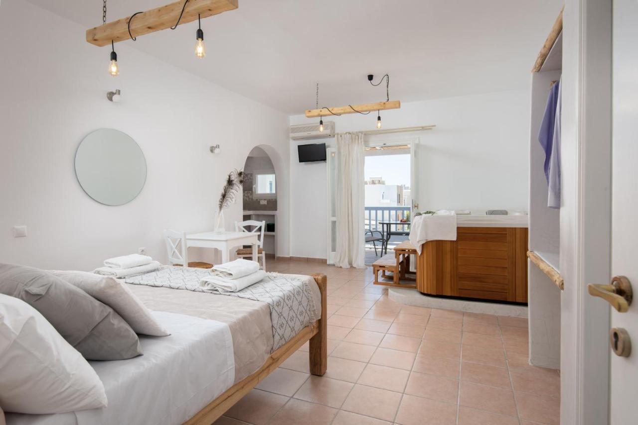 Aqua Naxos Apartments & Suites อาโยส โพรโกปิออส ภายนอก รูปภาพ