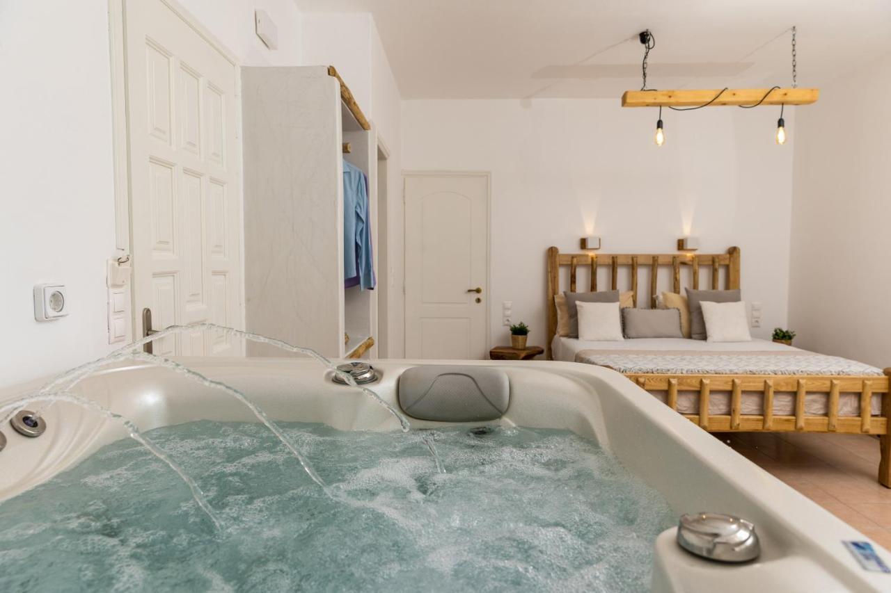 Aqua Naxos Apartments & Suites อาโยส โพรโกปิออส ภายนอก รูปภาพ