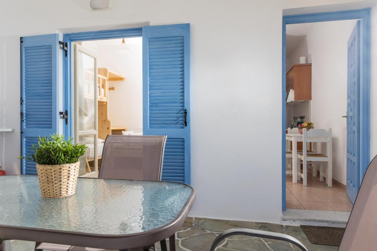 Aqua Naxos Apartments & Suites อาโยส โพรโกปิออส ภายนอก รูปภาพ