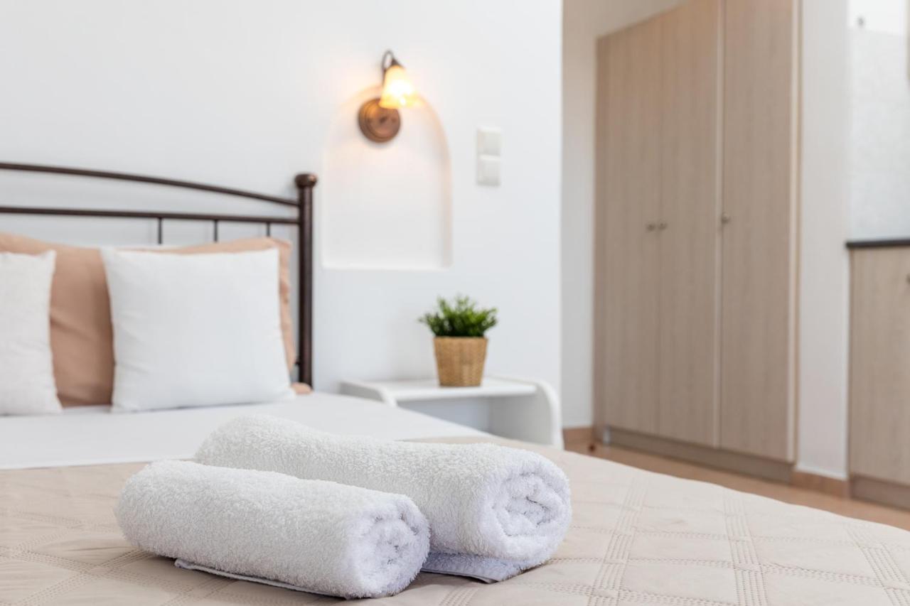 Aqua Naxos Apartments & Suites อาโยส โพรโกปิออส ภายนอก รูปภาพ