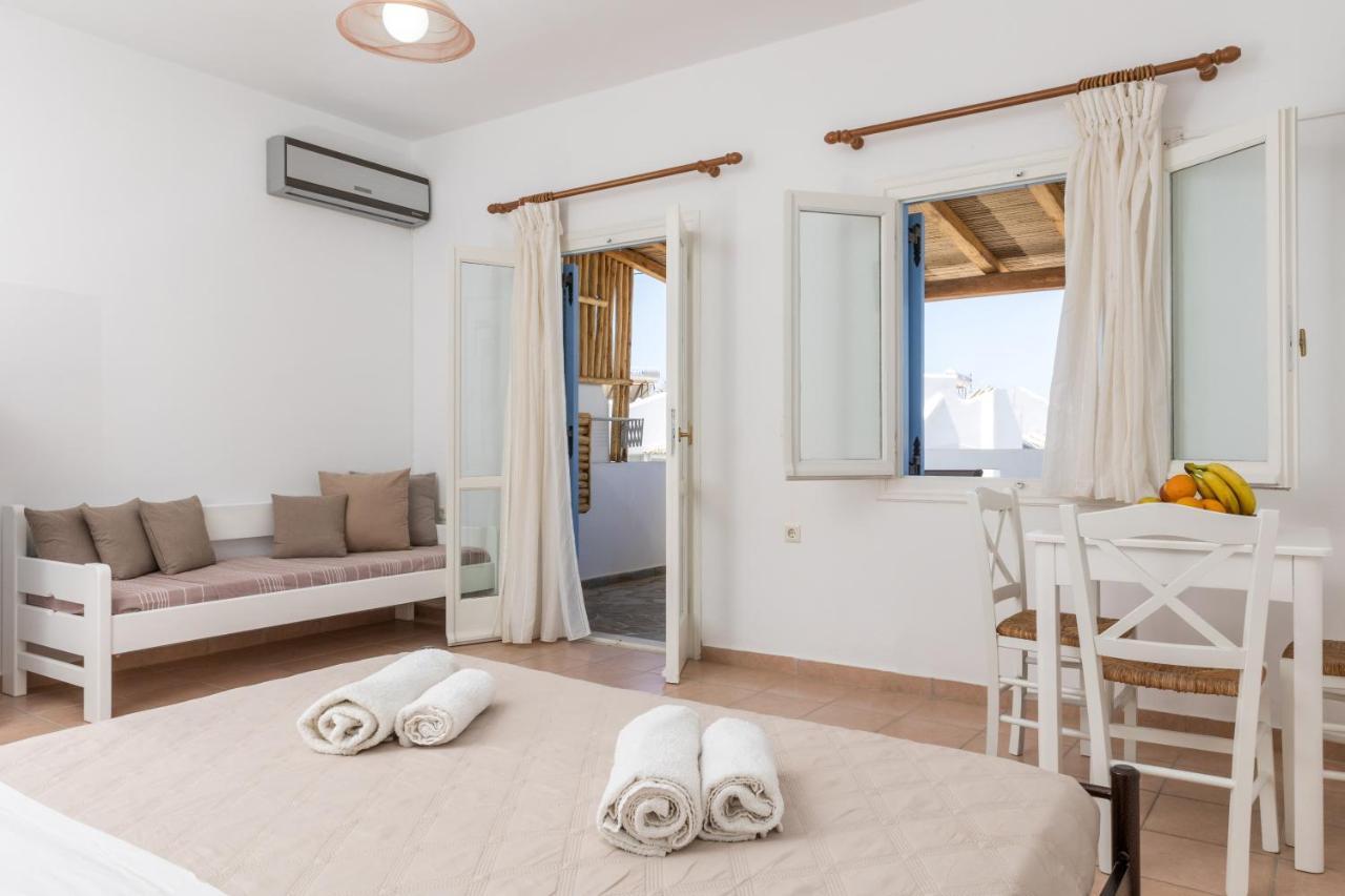 Aqua Naxos Apartments & Suites อาโยส โพรโกปิออส ภายนอก รูปภาพ
